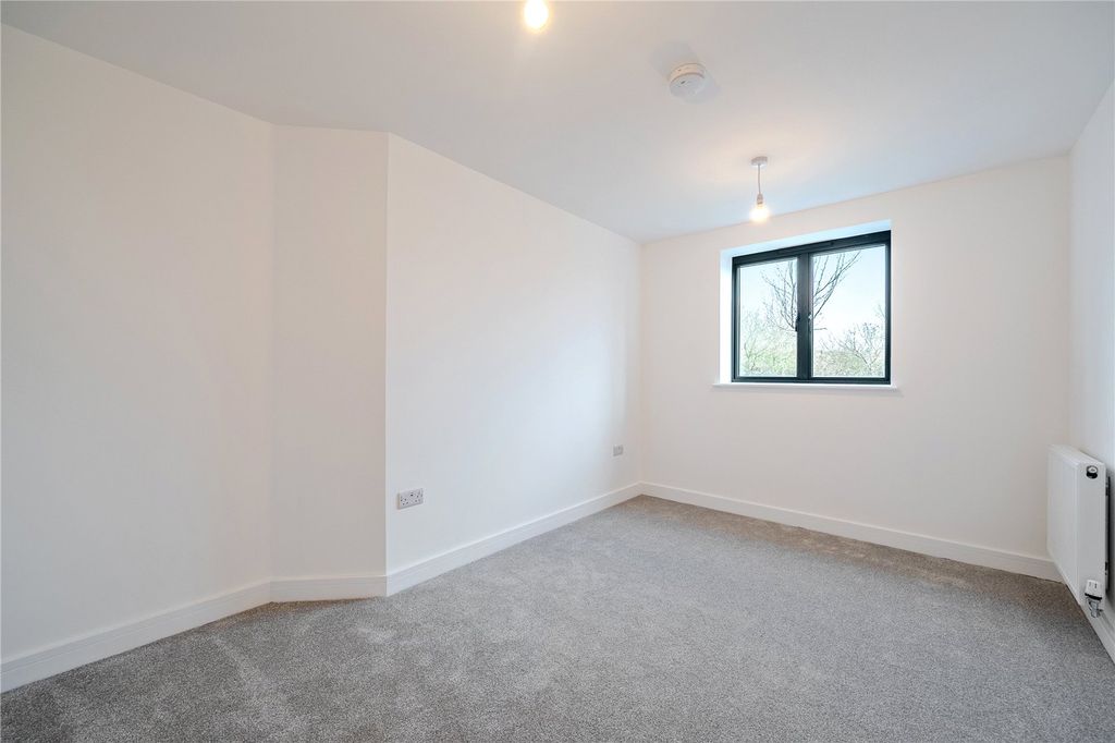 Property photo 3 of 20 Picture No. 09