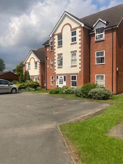 Property photo 1 of 12