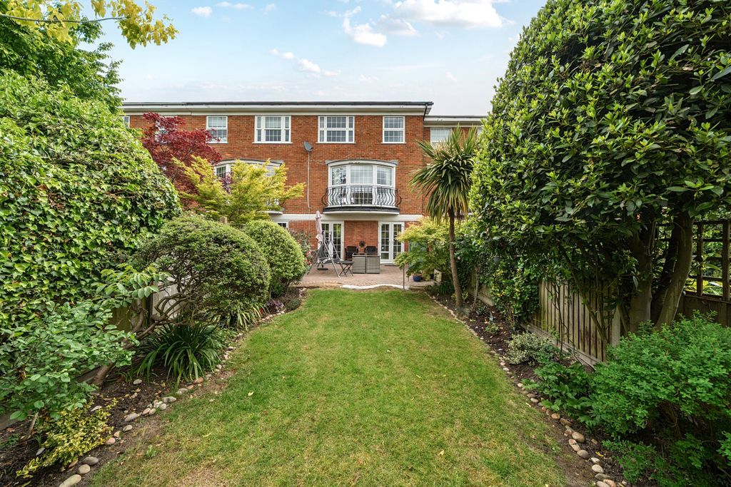 Property photo 2 of 17 1466584-6-6A0d796...