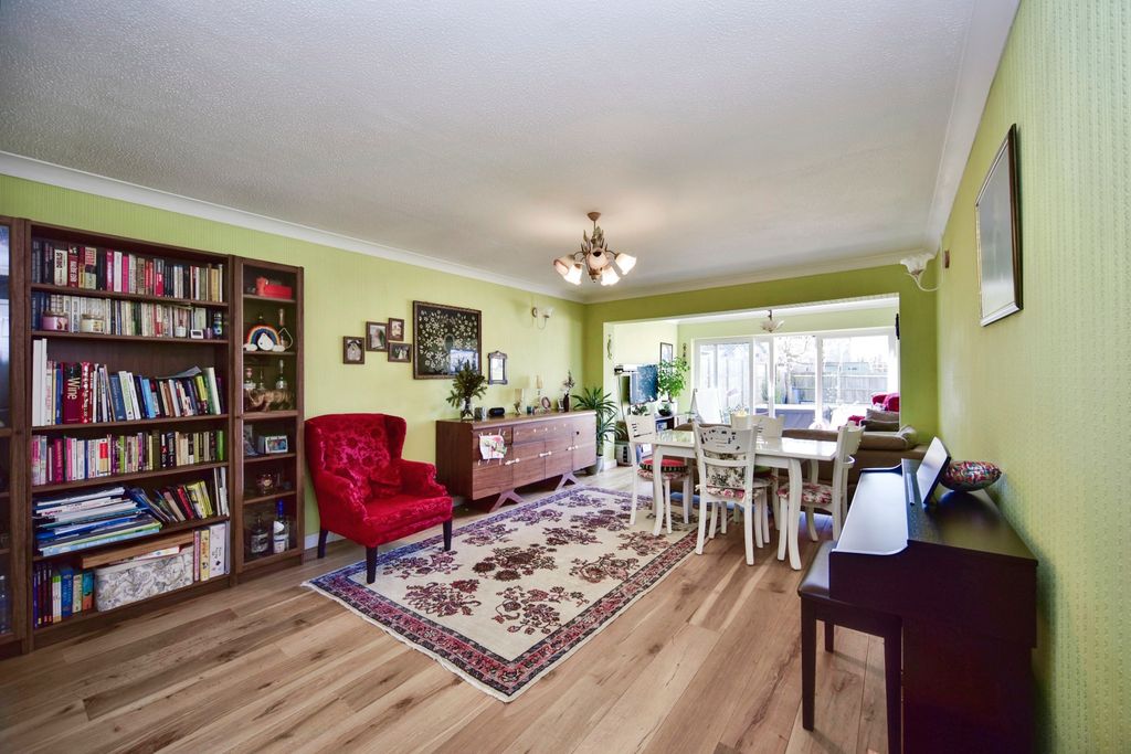 Property photo 2 of 20 Open Plan Lounge & Dining View