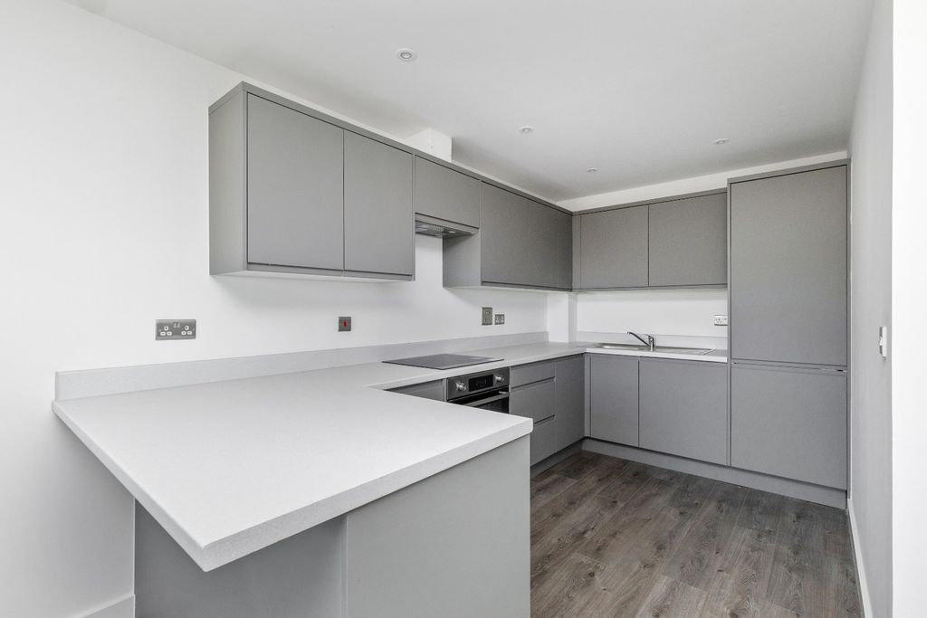 Property photo 2 of 14 3251095