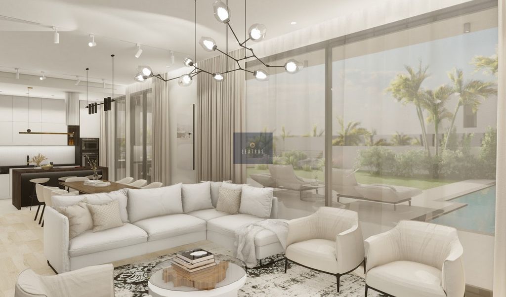 Property photo 2 of 26