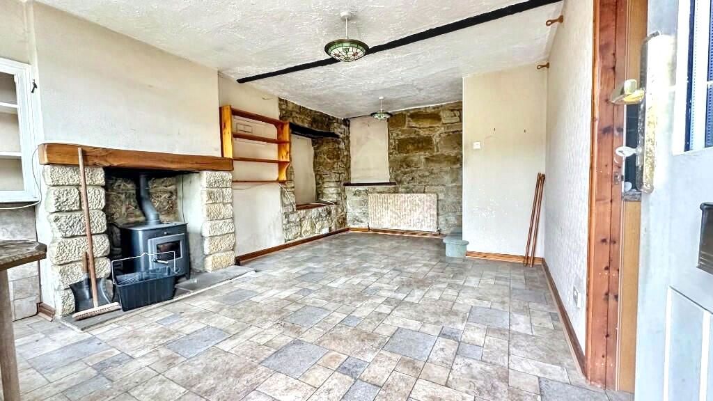 Property photo 3 of 26