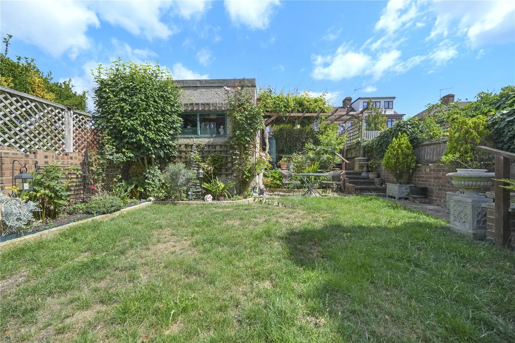 Property photo 3 of 19 Picture No. 04