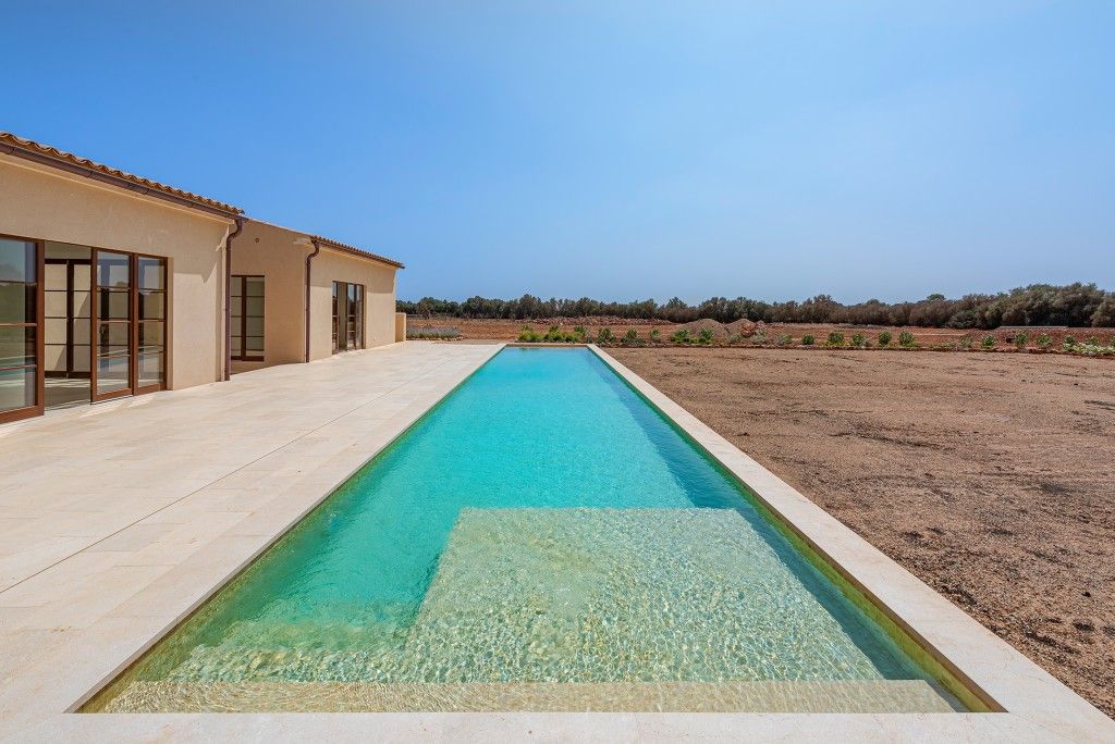 Property photo 3 of 20 Exterior And Pool (2)