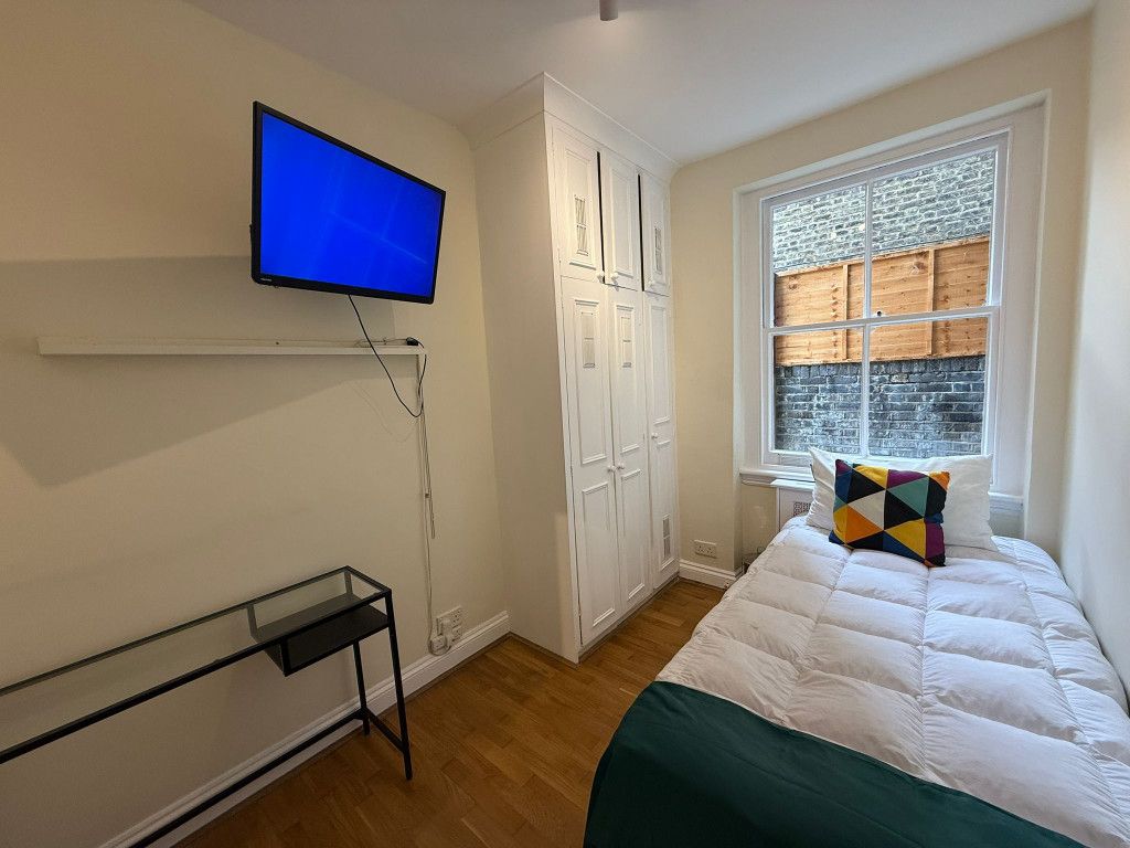 Property photo 2 of 3