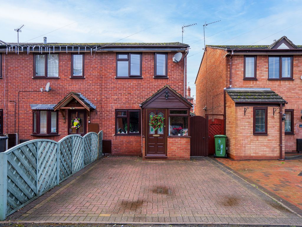 Property photo 1 of 11