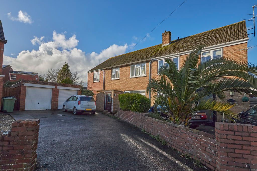 Property photo 1 of 15 Front