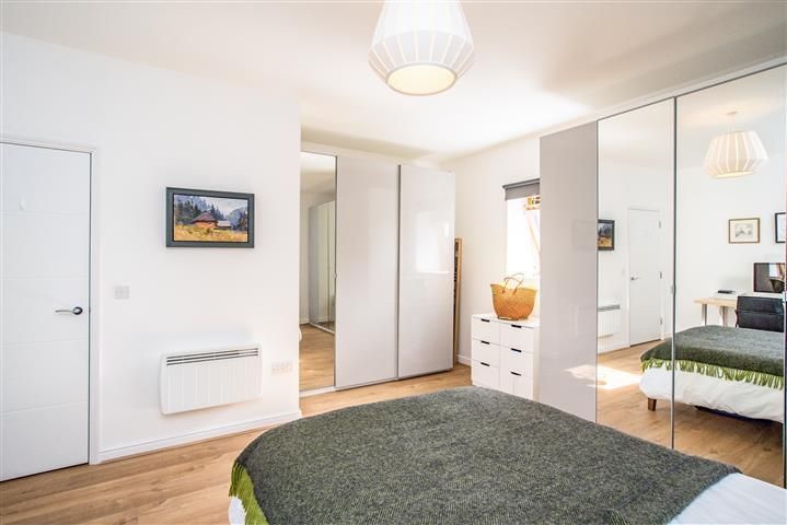 Property photo 2 of 7 Internal View