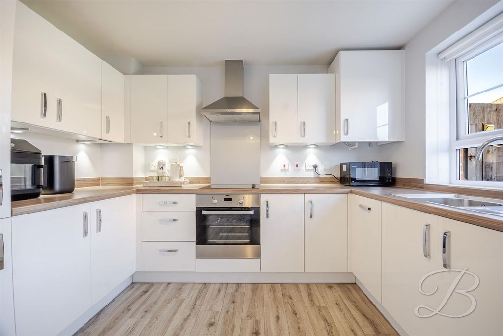 Property photo 3 of 21 Ccltd-8.Jpg