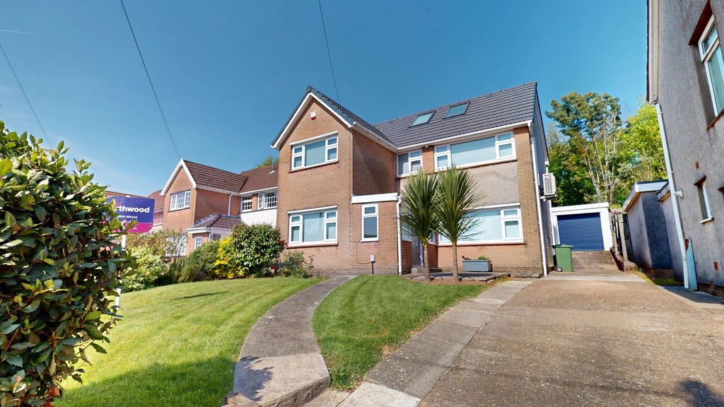 Property photo 1 of 24