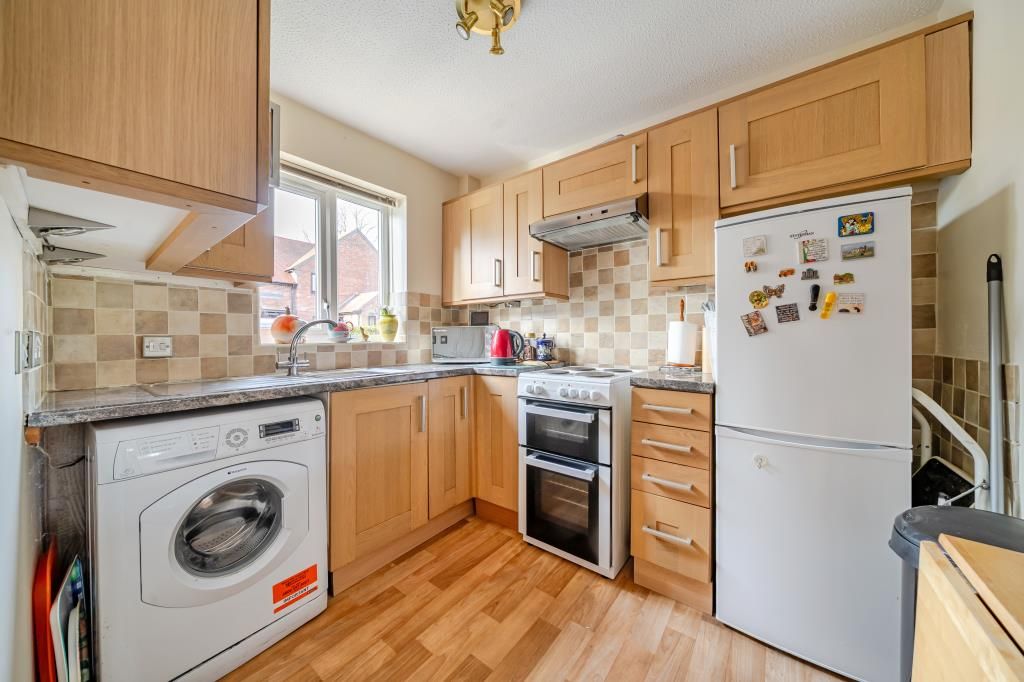 Property photo 2 of 20 Kitchen