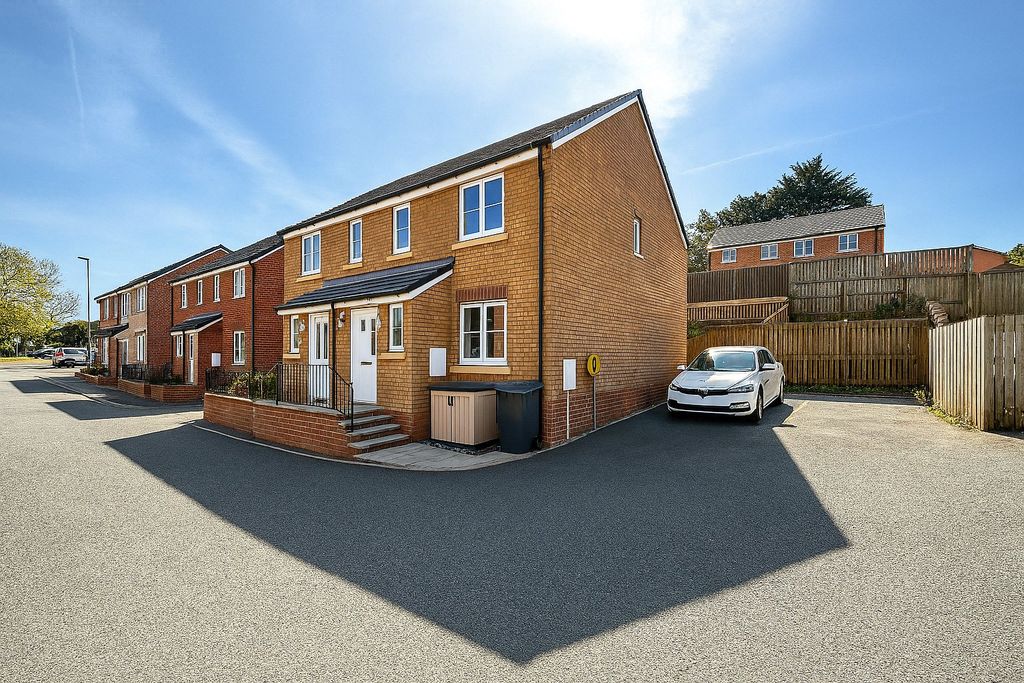 Property photo 1 of 17 Picture No. 22