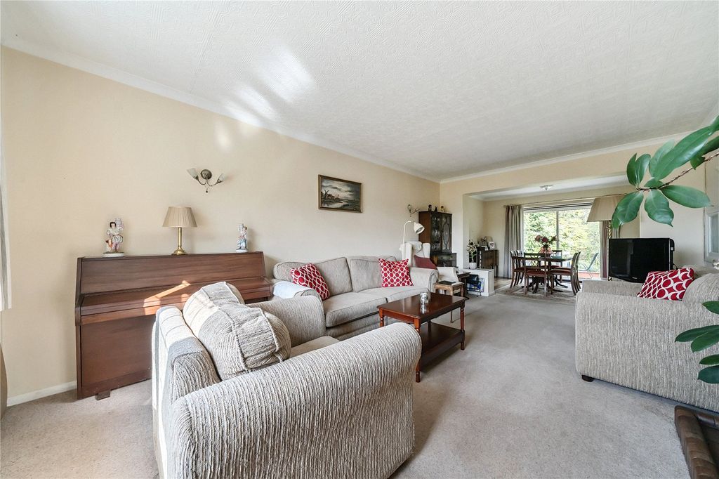 Property photo 2 of 16 Picture No. 02
