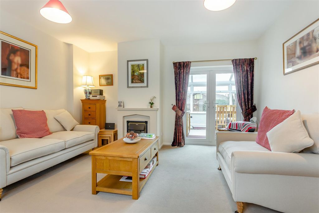 Property photo 3 of 24