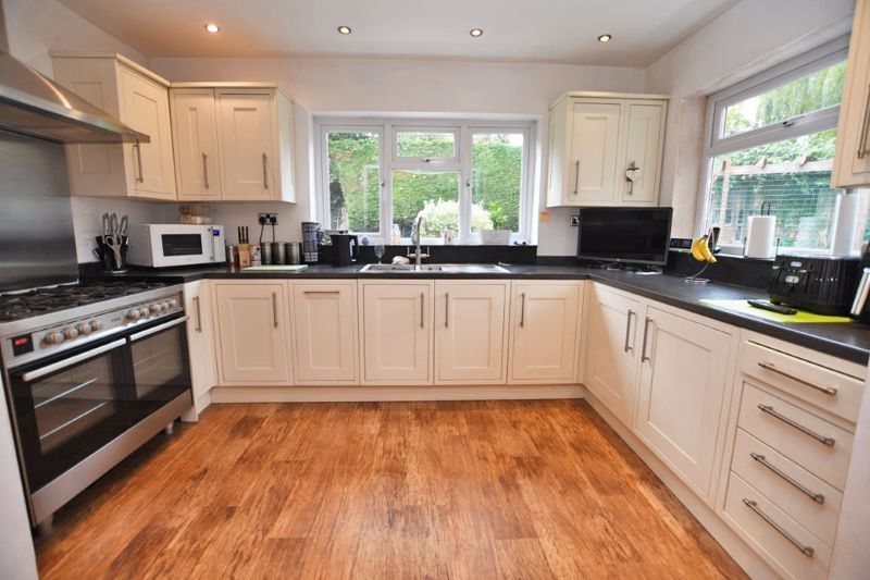 Property photo 3 of 18 Photo 7