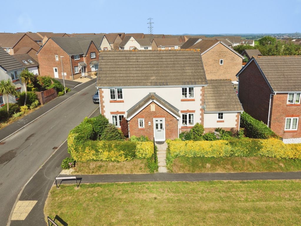 Property photo 1 of 44 5000970