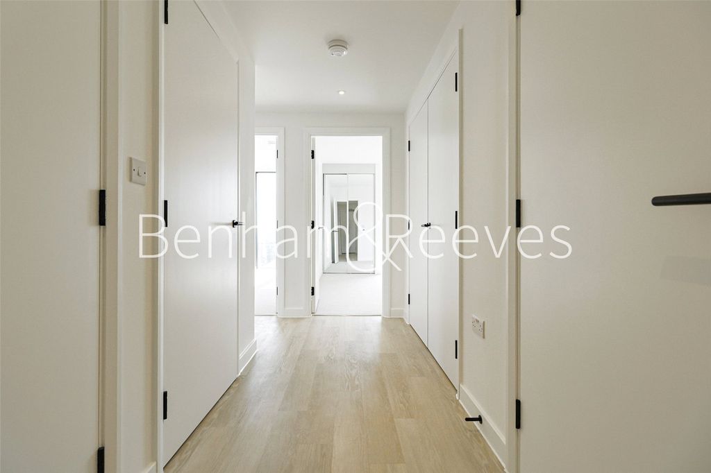 Property photo 2 of 23 Picture No. 02