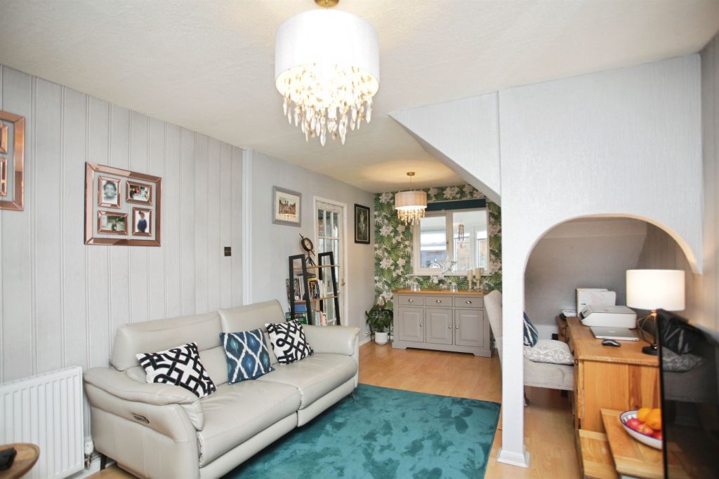 Property photo 3 of 22