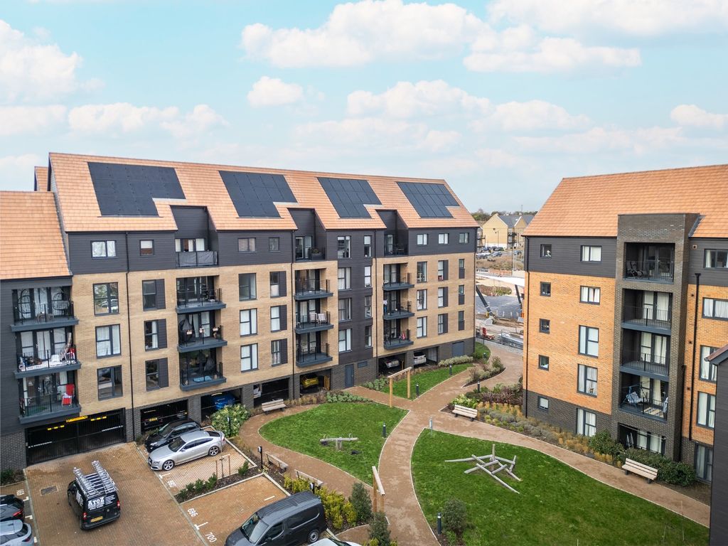 Property photo 1 of 12 4748460