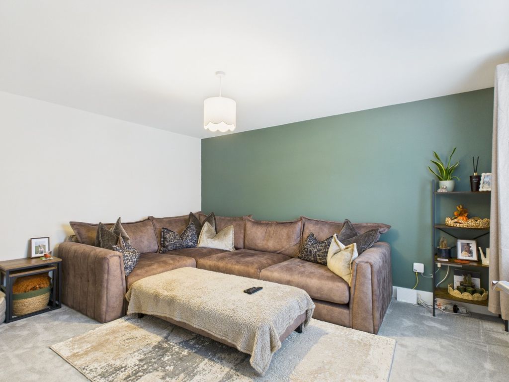 Property photo 3 of 15 4612719