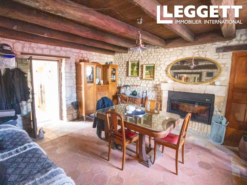 Property photo 2 of 10