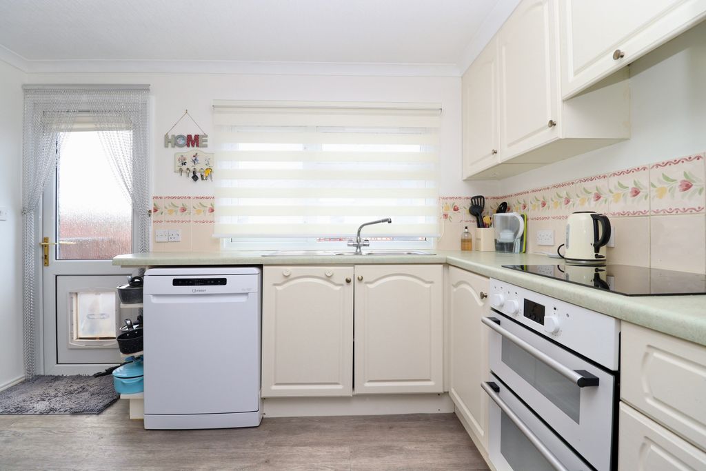 Property photo 3 of 20 Img_8678