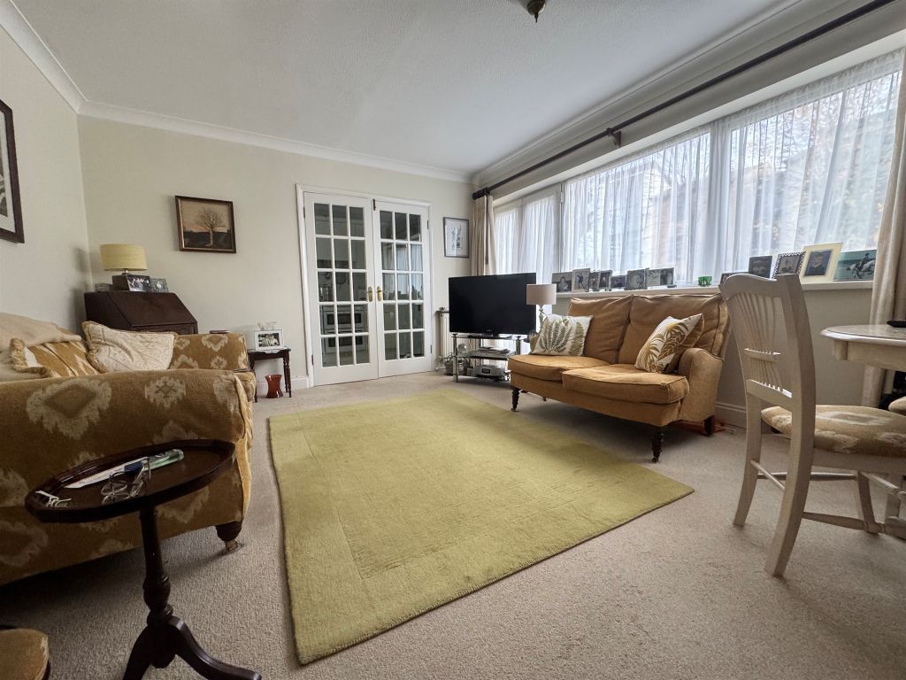 Property photo 2 of 9