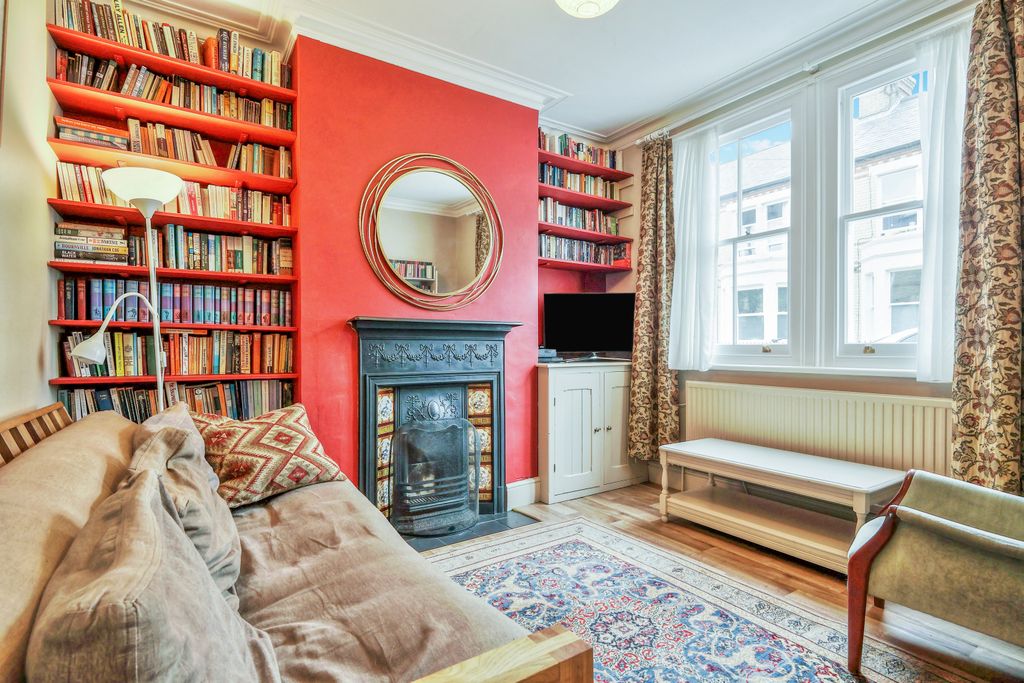 Property photo 2 of 43 Tlc_5B08c121-A9E1-4d7E-A845-6E50c8782d18_4819ee0