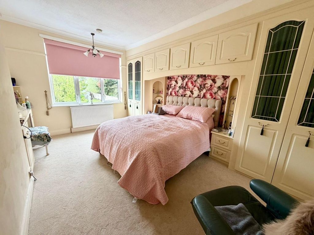 Additional image 8 of 4 bed semi-detached house for saleAcklam Road, Middlesbrough TS5