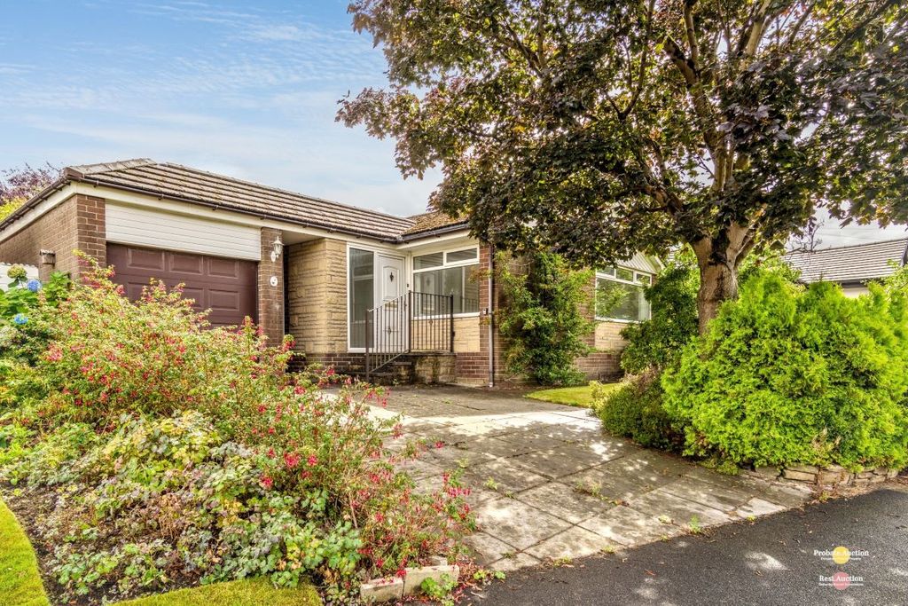 Property photo 2 of 20