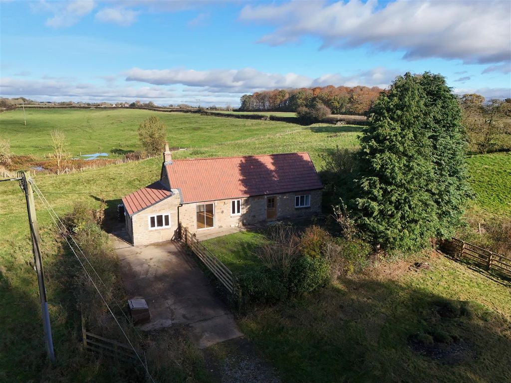 Property photo 1 of 23 Externally