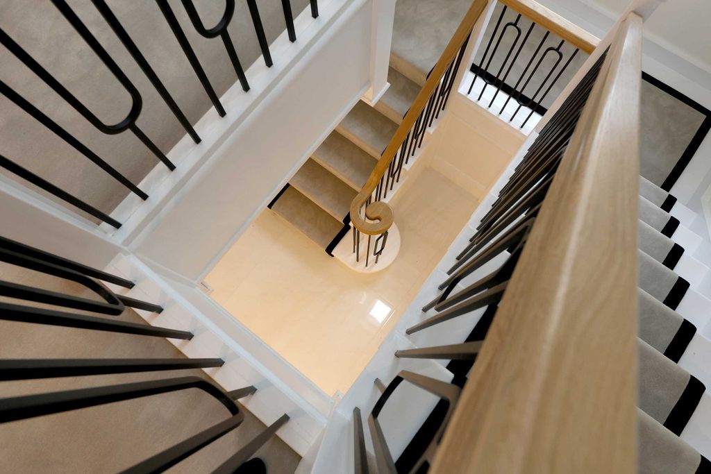 Additional image 12 of 6 bed detached house for saleLedborough Lane, Beaconsfield HP9