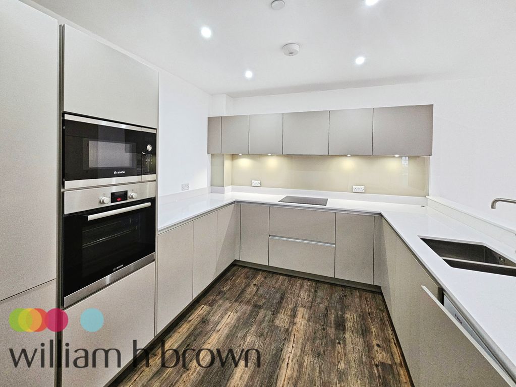 Property photo 3 of 20 Image