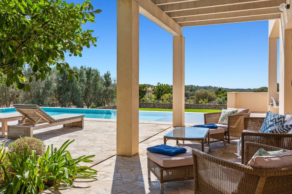 Property photo 2 of 20 Covered Terrace.Jpg