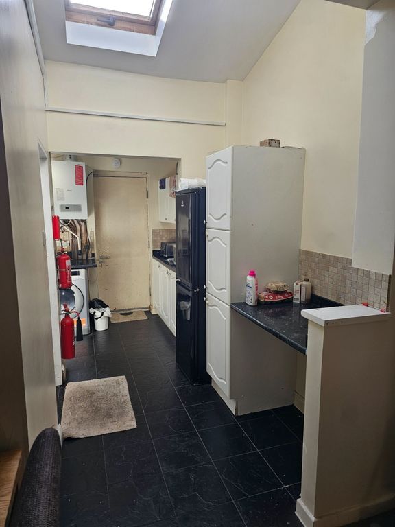 Property photo 3 of 8 Photograph 3