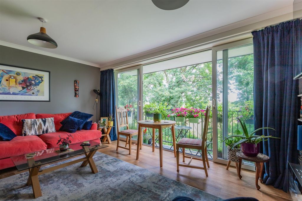 Property photo 1 of 16 6 The Mount-15.Jpg