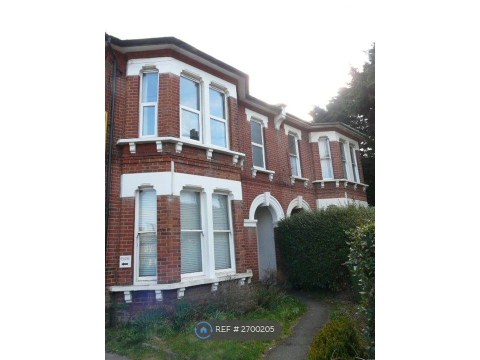 Property photo 2 of 10