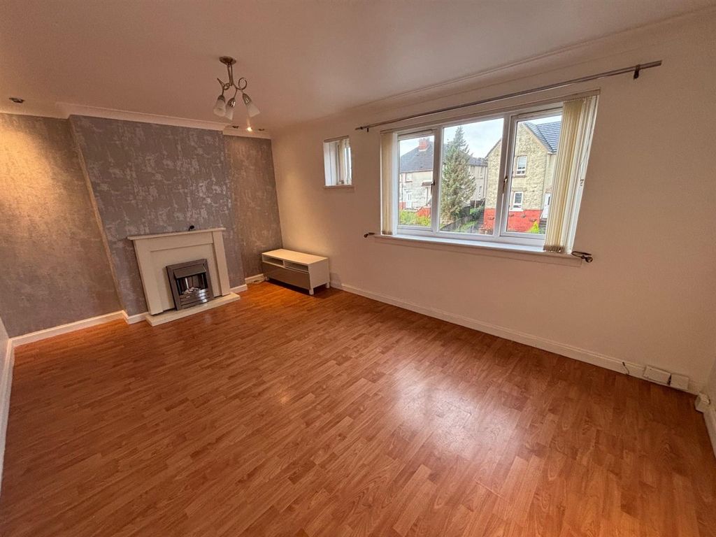 Property photo 2 of 7 2E.Jpg