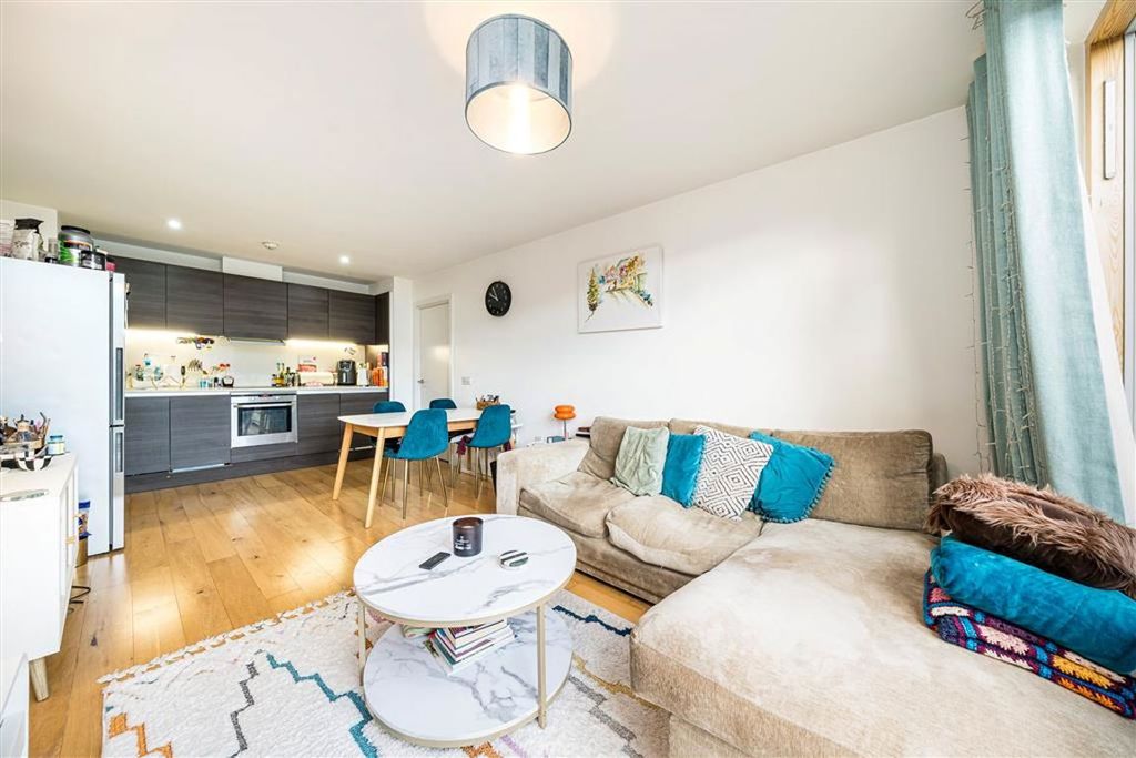 Property photo 2 of 6