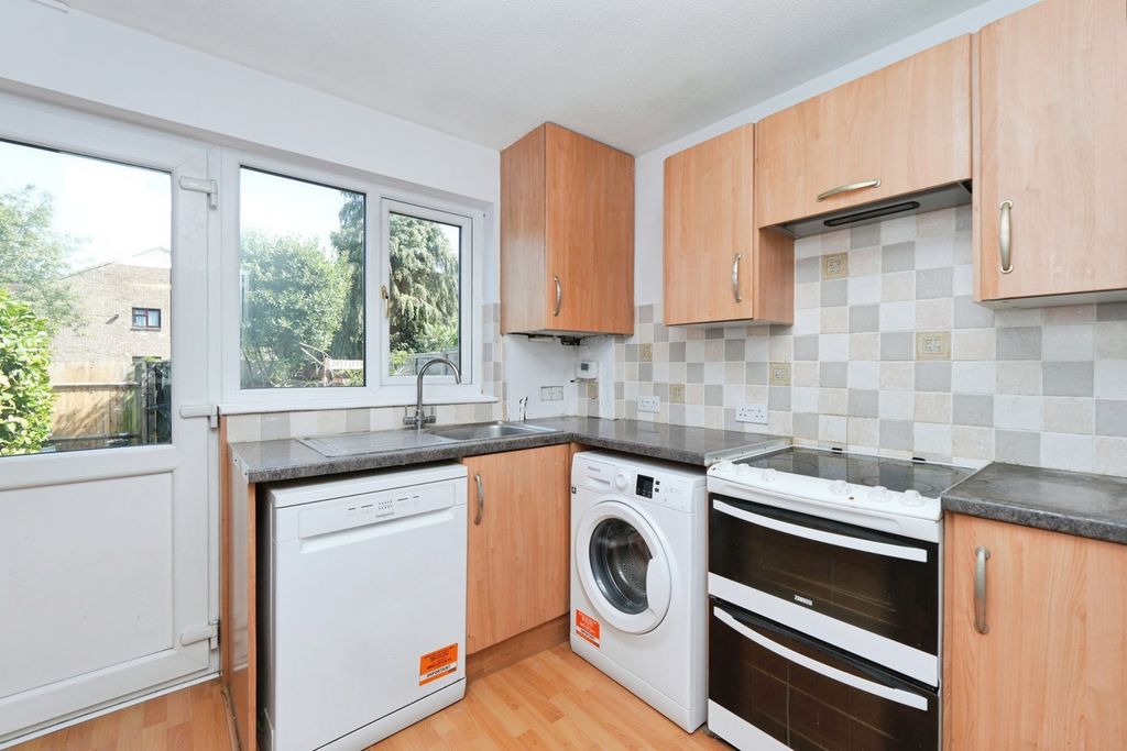 Property photo 3 of 20 Pbox-Img.Jpg