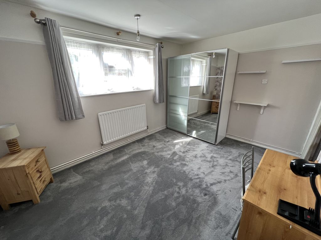 Property photo 2 of 10 2631-Hr-2.Jpg