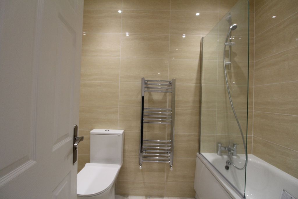 Property photo 2 of 3
