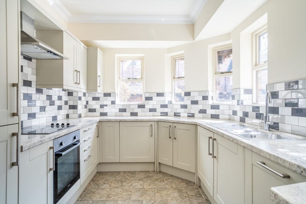 Property photo 3 of 13 Kitchen