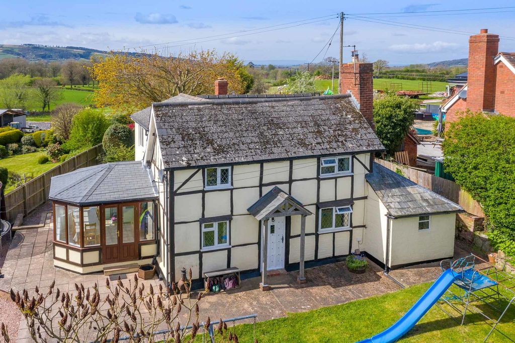 Property photo 1 of 48