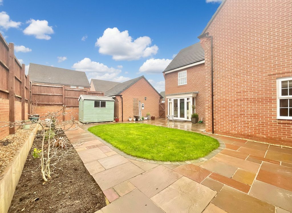 Property photo 2 of 23