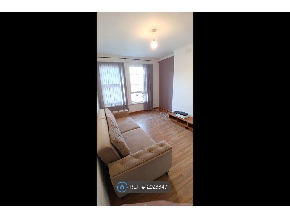 Property photo 2 of 3