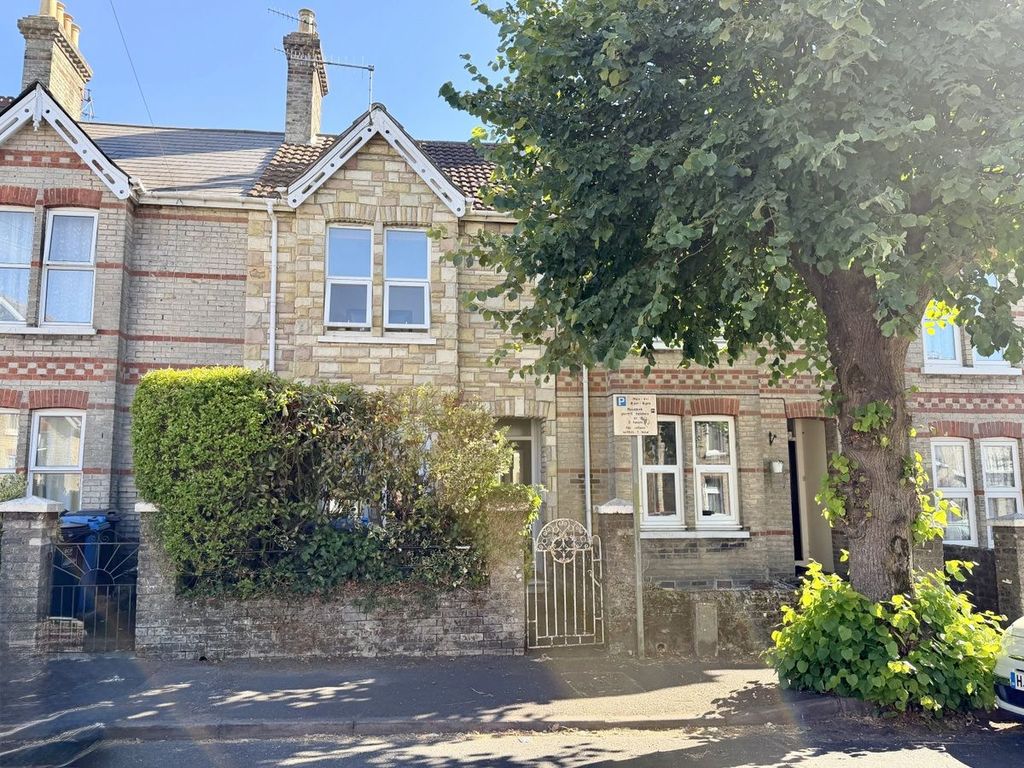 Property photo 1 of 25
