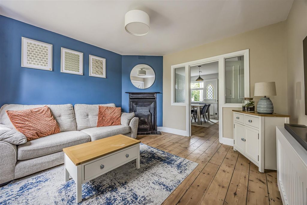 Property photo 3 of 18 2 Post Office Road, Purbrook-Porticomarketing-Sold