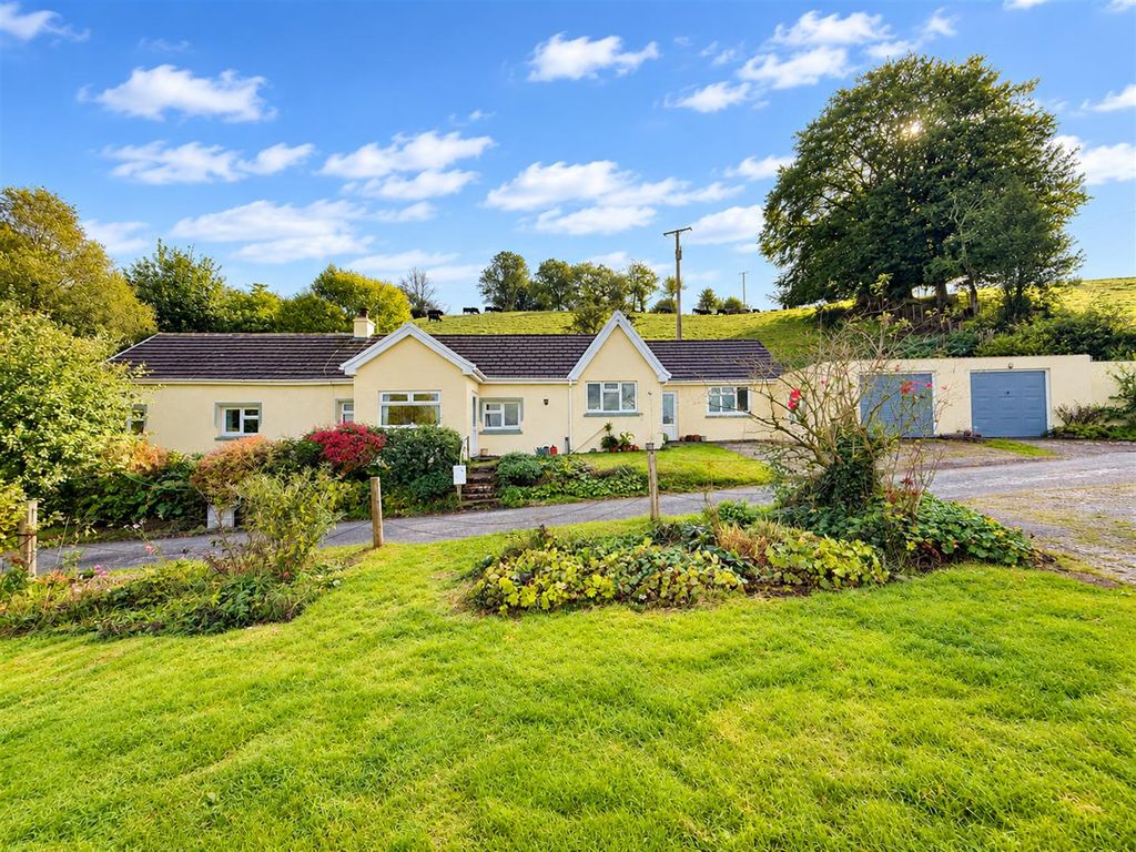 Property photo 1 of 35